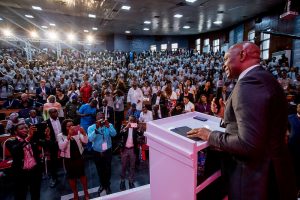 Tony Elumelu addressing the young African entrepreneurs in Lagos